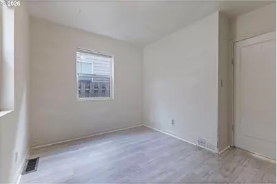 8305 SE Rhone St, Portland, OR 97266 - Photo 13