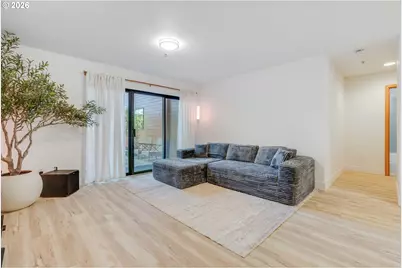 730 NW Naito Pkwy #E10, Portland, OR 97209 - Photo 3