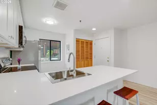 730 NW Naito Pkwy, Portland, OR 97209 - Photo 9
