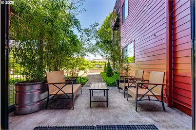 730 NW Naito Pkwy #E10, Portland, OR 97209 - Photo 21