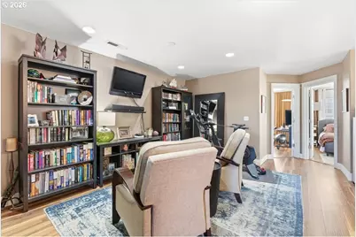 21601 NE Willow Glen Rd, Fairview, OR 97024 - Photo 37