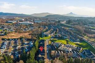 21601 NE Willow Glen Rd, Fairview, OR 97024 - Photo 43