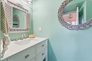 21601 NE Willow Glen Rd, Fairview, OR 97024 - Photo 17