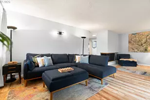 3032 SW Florida Ct, Portland, OR 97219 - Photo 19