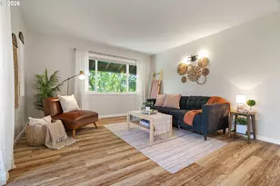 3032 SW Florida Ct, Portland, OR 97219 - Photo 21