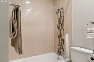 3032 SW Florida Ct, Portland, OR 97219 - Photo 33