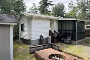 225 Azalea St, Florence, OR 97439 - Photo 21