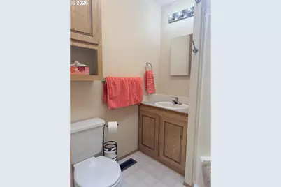 225 Azalea St, Florence, OR 97439 - Photo 15