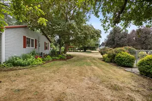 2902 NE 252nd Ave, Camas, WA 98607 - Photo 25