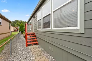 300 SW 7th Ave, Battle Ground, WA 98604 - Photo 5