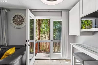 867 SE 39th Ct, Hillsboro, OR 97123 - Photo 29