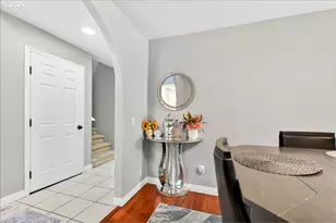 867 SE 39th Ct, Hillsboro, OR 97123 - Photo 9