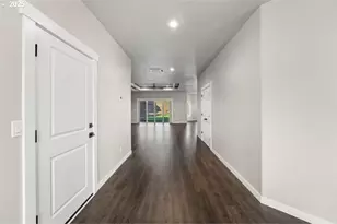 3656 Camina Dr, Medford, OR 97504 - Photo 19