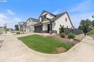 331 W Maple St, Washougal, WA 98671 - Photo 3