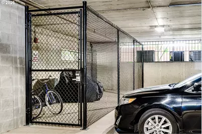 606 Wimbledon Ct, Eugene, OR 97401 - Photo 33