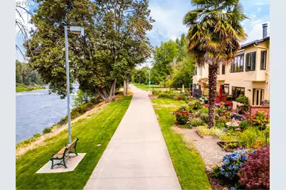 606 Wimbledon Ct, Eugene, OR 97401 - Photo 29