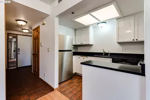 606 Wimbledon Ct, Eugene, OR 97401 - Photo 7