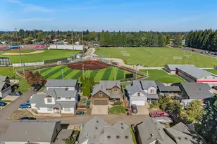 1880 Manihi Dr, Eugene, OR 97404 - Photo 41