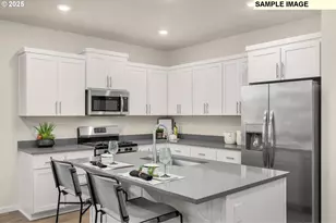 819 Misty Ln, Forest Grove, OR 97116 - Photo 3