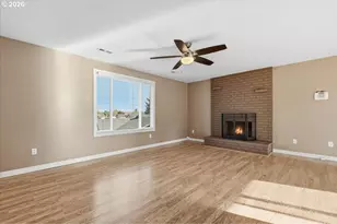 7403 NE 70th Ct, Vancouver, WA 98661 - Photo 3