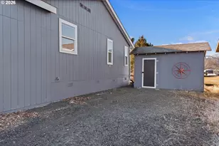 719 N East St, Joseph, OR 97846 - Photo 9