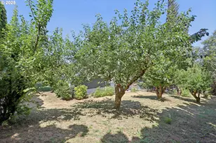 2150 6th St, Columbia City, OR 97018 - Photo 33