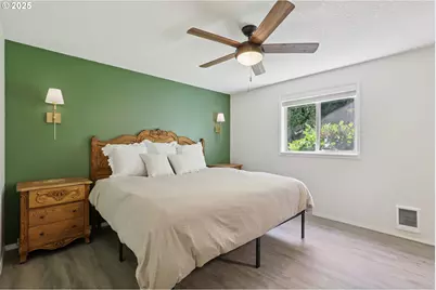 2150 6th St, Columbia City, OR 97018 - Photo 15