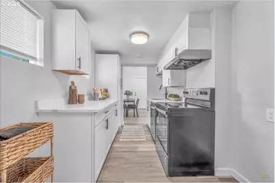 8125 SE 52nd Ave, Portland, OR 97206 - Photo 7