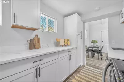 8125 SE 52nd Ave, Portland, OR 97206 - Photo 5