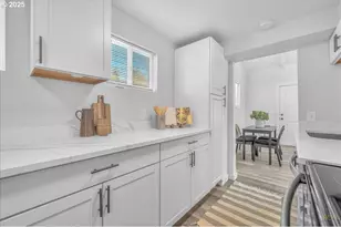 8125 SE 52nd Ave, Portland, OR 97206 - Photo 5