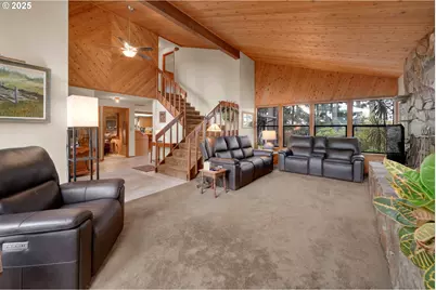 1853 Ridge Water Dr, Sutherlin, OR 97479 - Photo 7