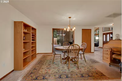 1853 Ridge Water Dr, Sutherlin, OR 97479 - Photo 13