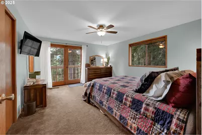 1853 Ridge Water Dr, Sutherlin, OR 97479 - Photo 21