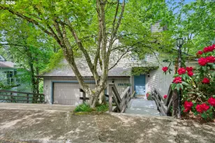 19655 Sun Cir, West Linn, OR 97068 - Photo 3