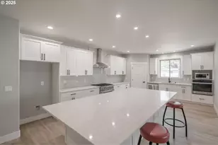 7320 Tanglewood Ave, Gleneden Beach, OR 97388 - Photo 11