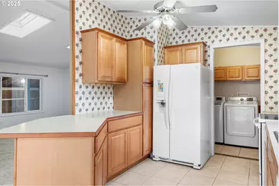 114 Marino Dr, Coos Bay, OR 97420 - Photo 13