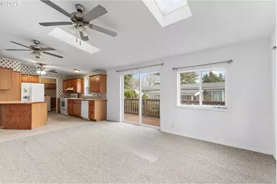 114 Marino Dr, Coos Bay, OR 97420 - Photo 11