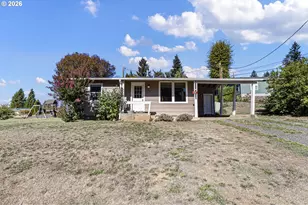 532 2nd St, Elkton, OR 97436 - Photo 1