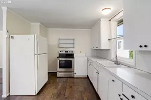 532 2nd St, Elkton, OR 97436 - Photo 21