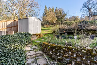 715 Sherman Ave, Hood River, OR 97031 - Photo 11