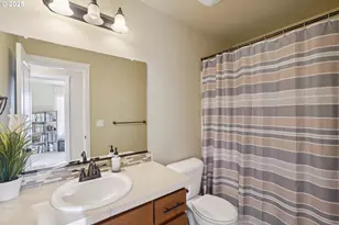 1214 S 11th Pl, Cornelius, OR 97113 - Photo 17