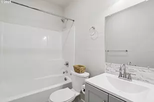 1214 S 11th Pl, Cornelius, OR 97113 - Photo 29