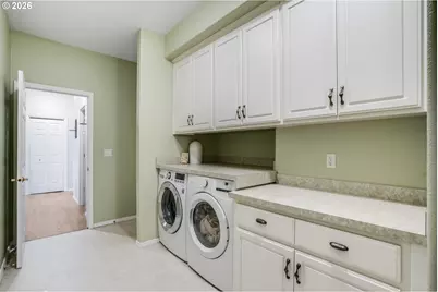 312 NW Pacific Grove Dr, Beaverton, OR 97006 - Photo 17