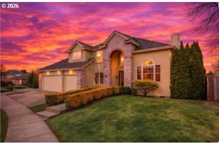 312 NW Pacific Grove Dr, Beaverton, OR 97006 - Photo 3