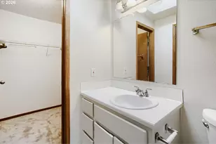 16079 SW Dewberry Ln, Tigard, OR 97223 - Photo 17