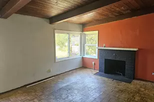 748 SE 112th Ave, Portland, OR 97216 - Photo 5
