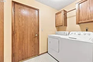 8545 SW Metolius Ln, Wilsonville, OR 97070 - Photo 29
