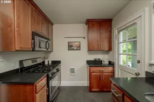1411 SE 30th Ave, Portland, OR 97214 - Photo 9