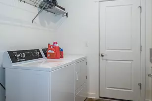 1643 N Broadway St, Estacada, OR 97023 - Photo 35