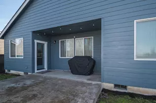 1643 N Broadway St, Estacada, OR 97023 - Photo 37